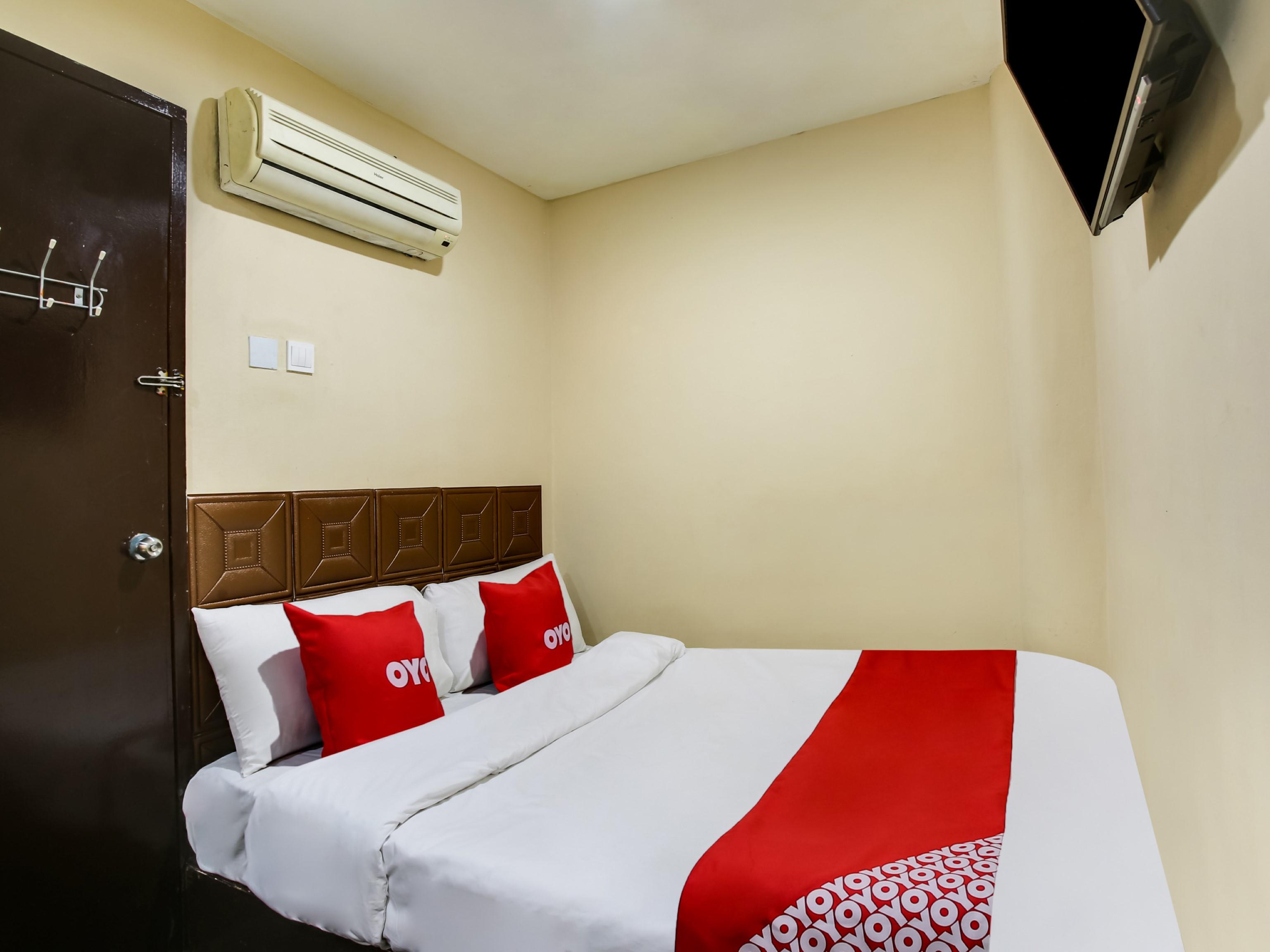 Oyo 43927 Sassana Hotel Куала Лумпур Екстериор снимка