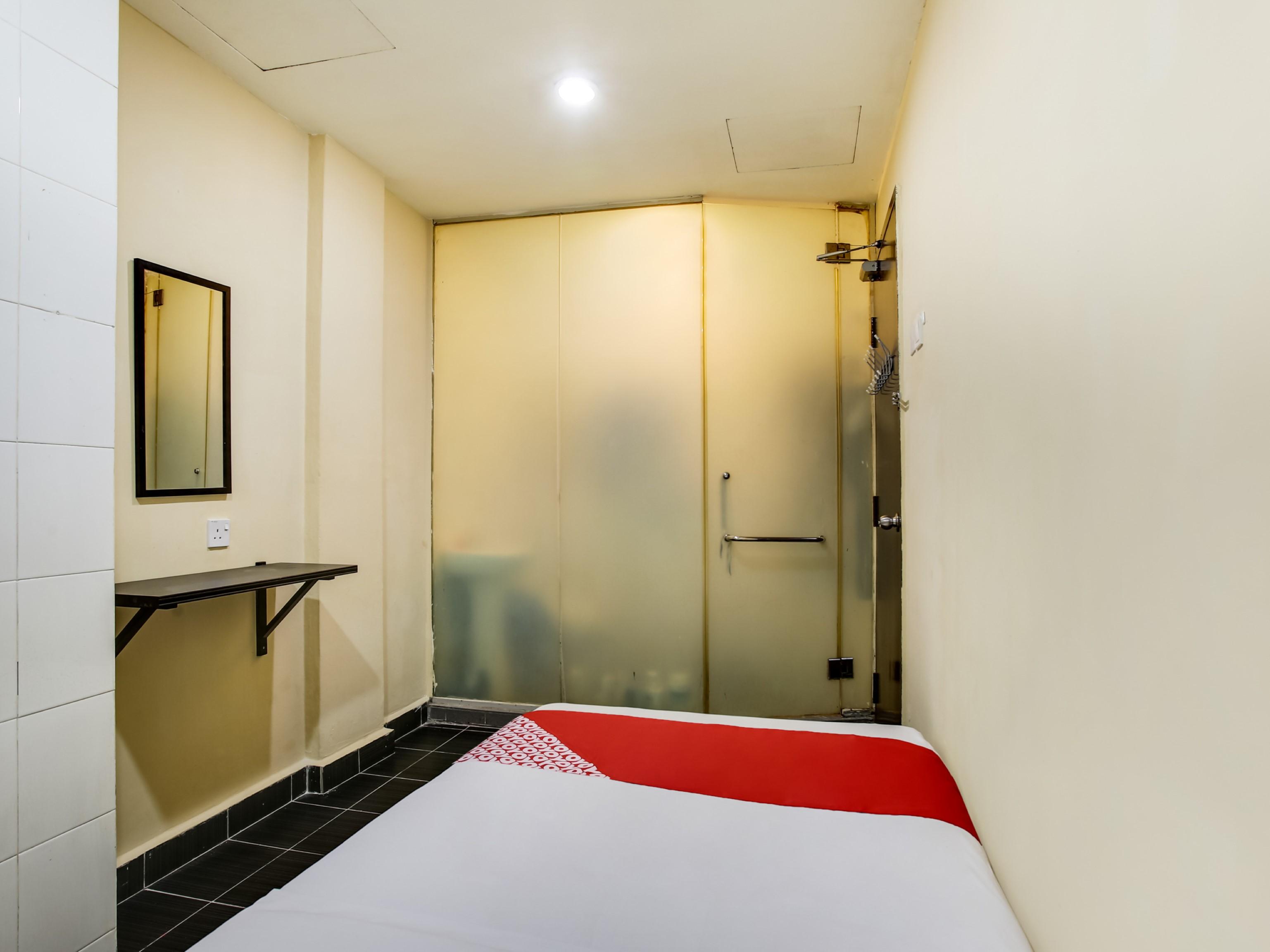 Oyo 43927 Sassana Hotel Куала Лумпур Екстериор снимка