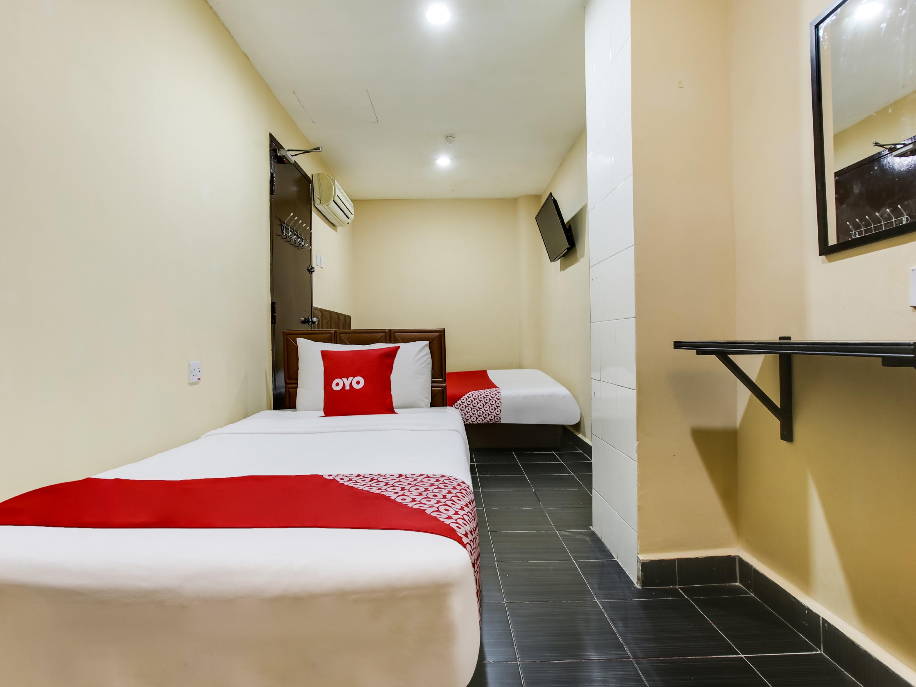 Oyo 43927 Sassana Hotel Куала Лумпур Екстериор снимка