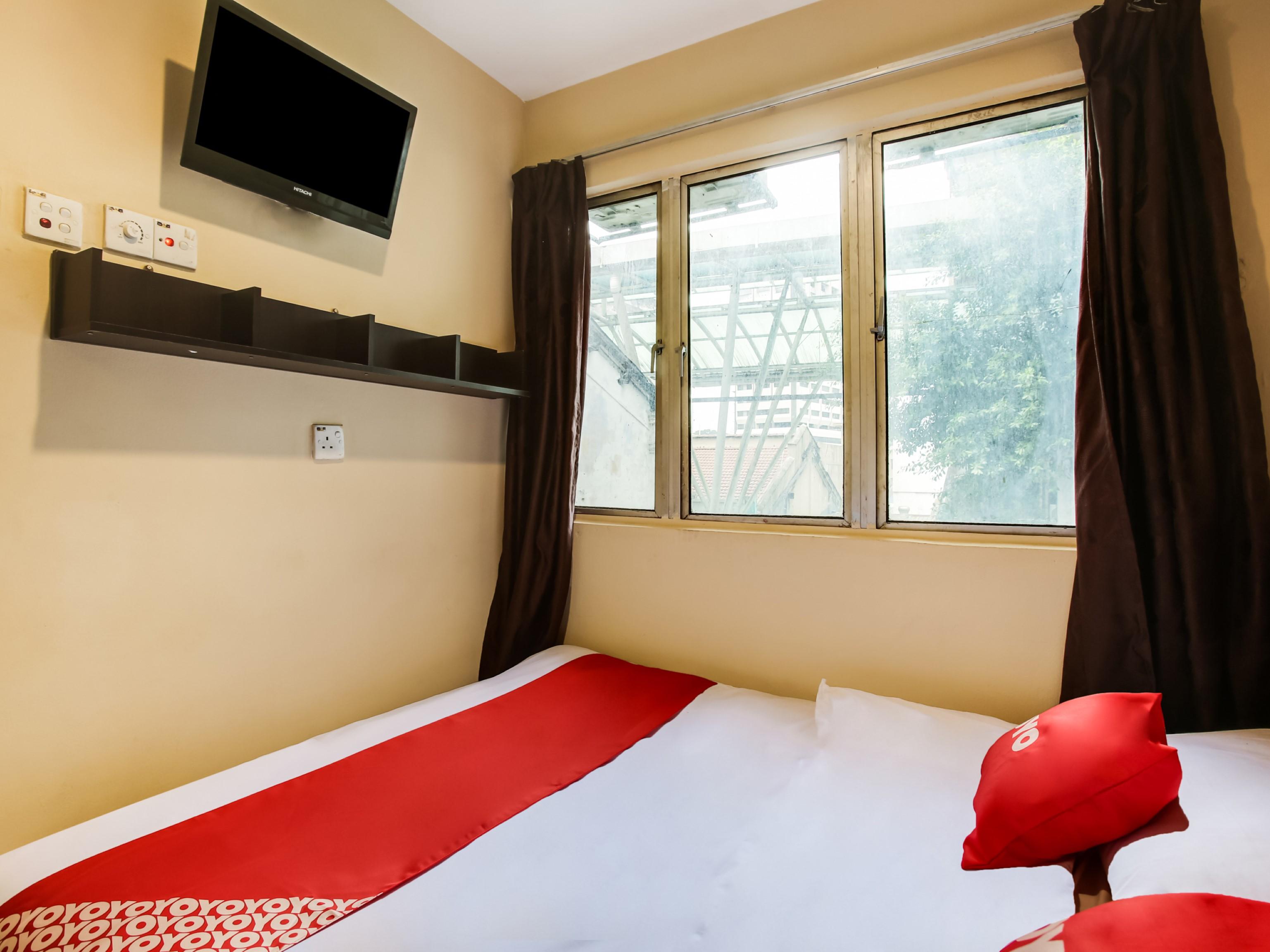 Oyo 43927 Sassana Hotel Куала Лумпур Екстериор снимка