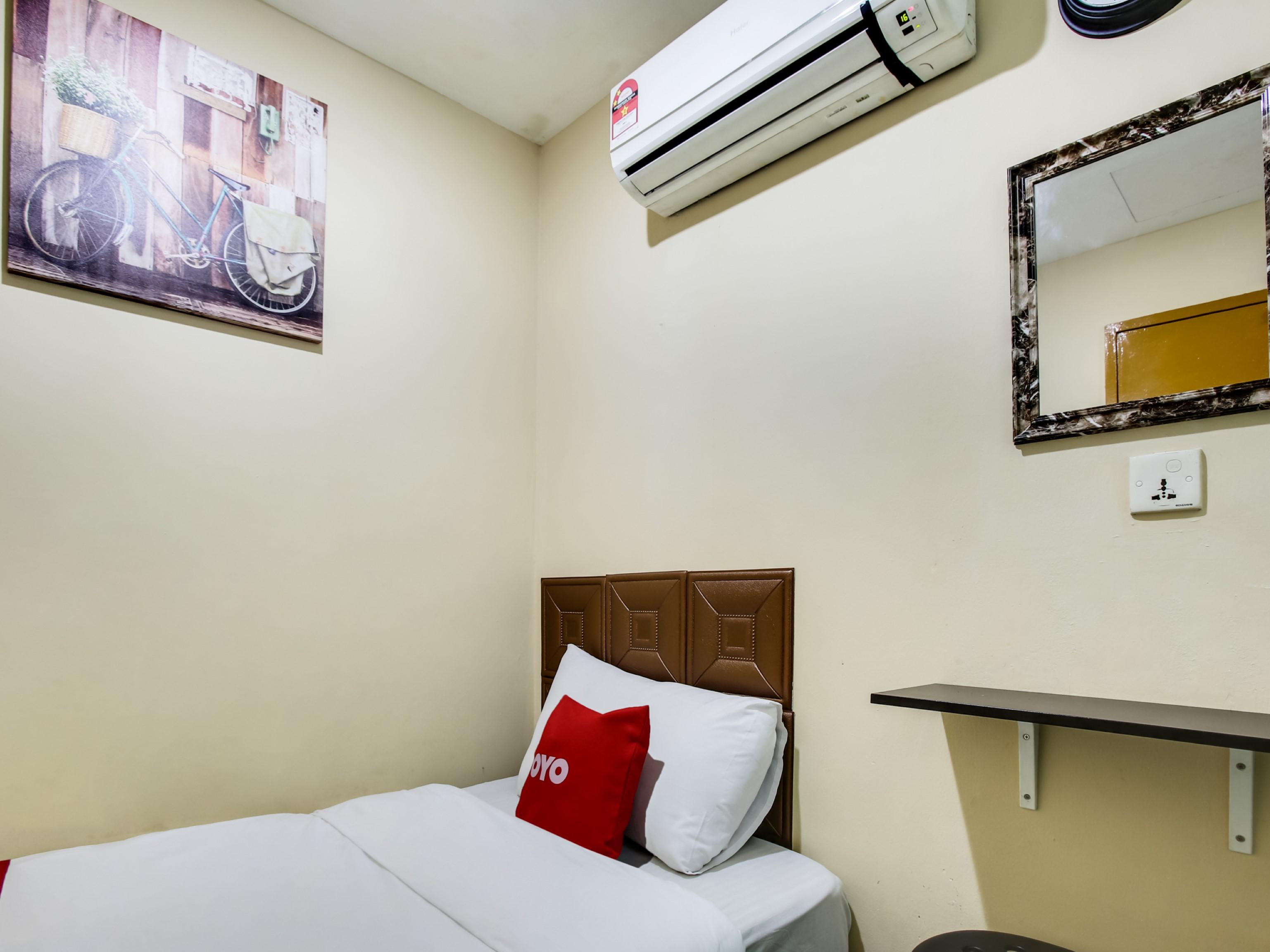 Oyo 43927 Sassana Hotel Куала Лумпур Екстериор снимка