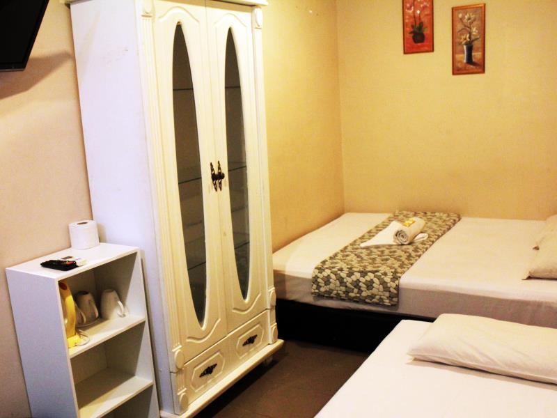 Oyo 43927 Sassana Hotel Куала Лумпур Екстериор снимка