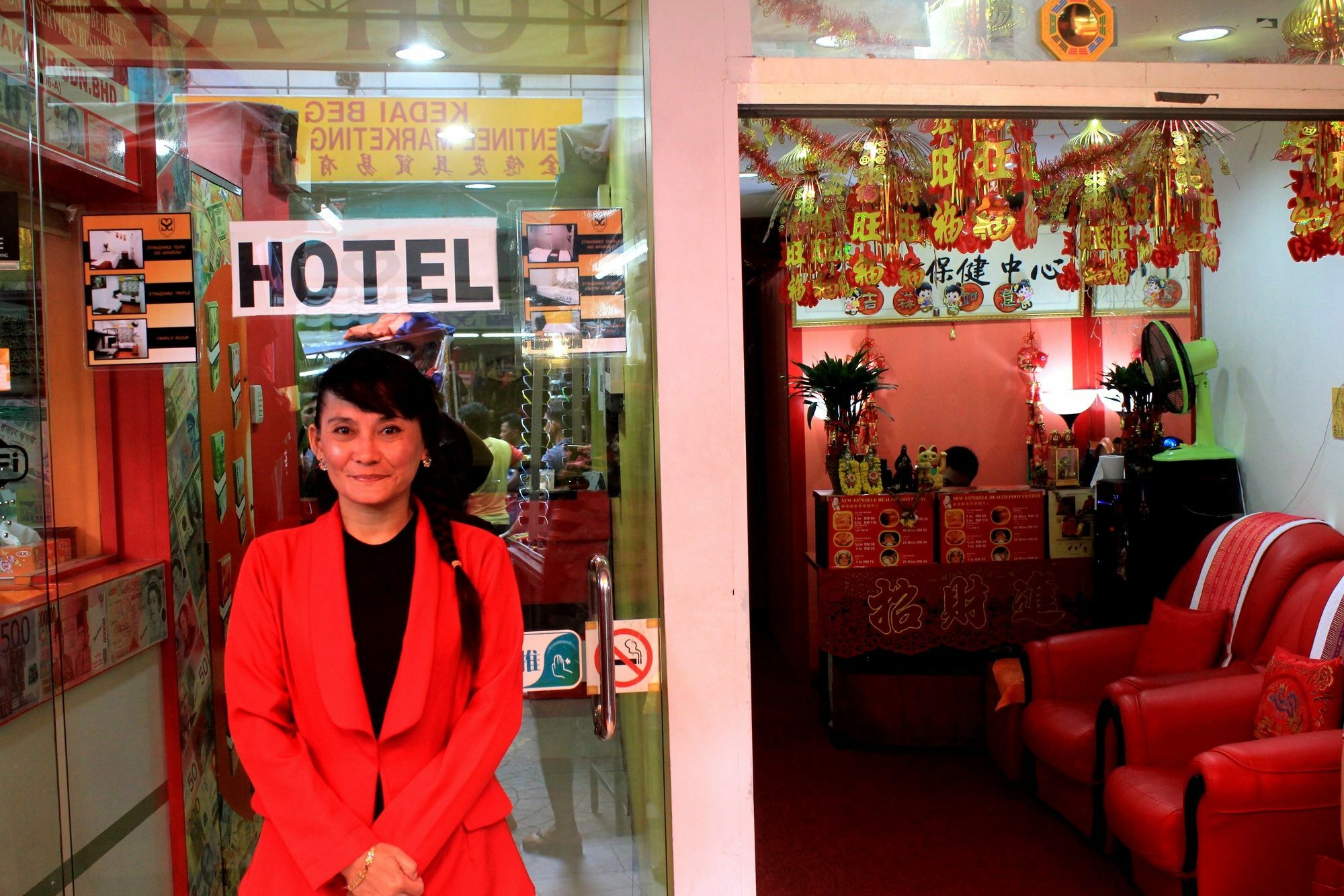 Oyo 43927 Sassana Hotel Куала Лумпур Екстериор снимка