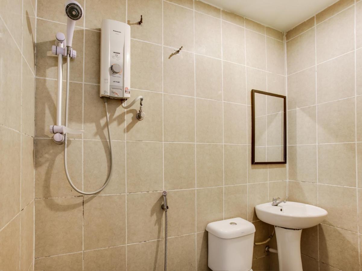 Oyo 43927 Sassana Hotel Куала Лумпур Екстериор снимка